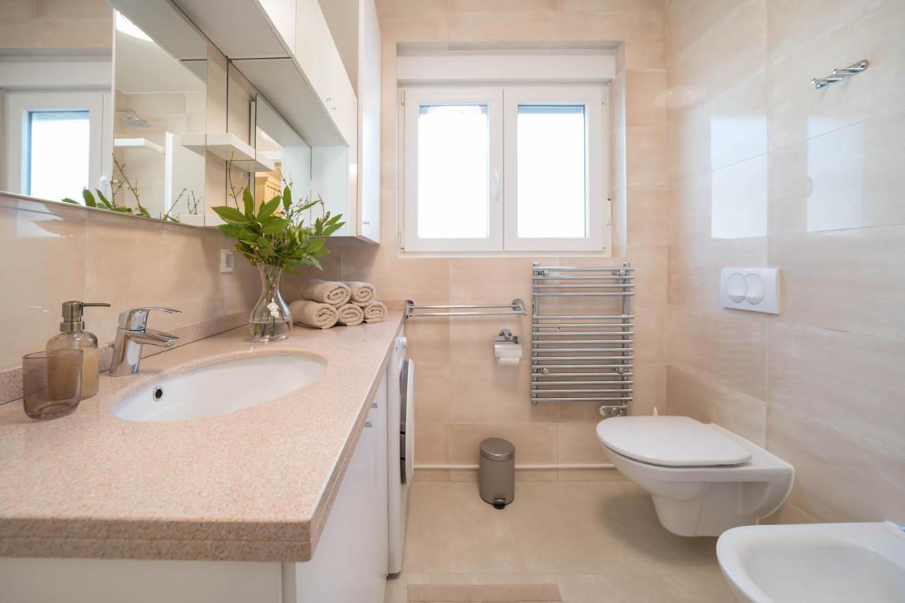 Apt Gioan Novigrad, 500M To Sea, Private Heated Jacuzzi, Bbq, Private Parking Novigrad  Exterior photo